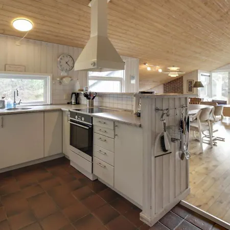 فندق Karit - 600m From The Sea In Western Jutland By Interhome